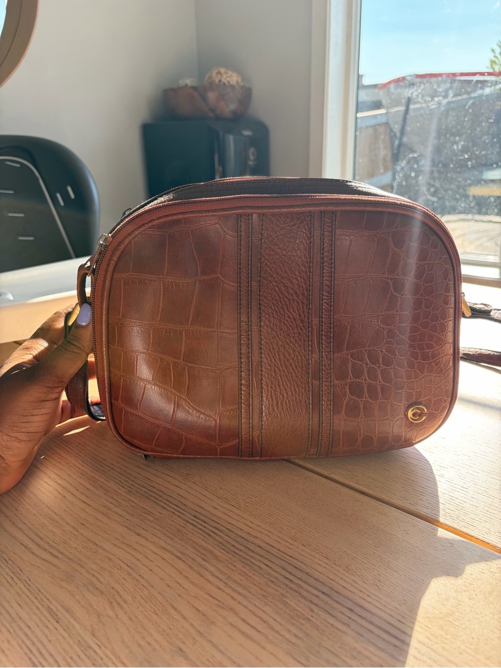 Vintage April Cornell Classic Brown Croc-Textured Leather Messenger Bag